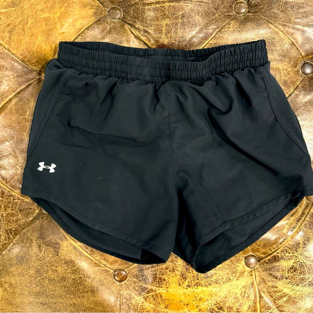 Women’s XS Under Armour Shorts